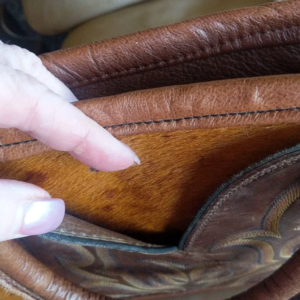 Vintage Recycle Cowboy Boot Purse- Hair on hide🐎 - Picture 8 of 15